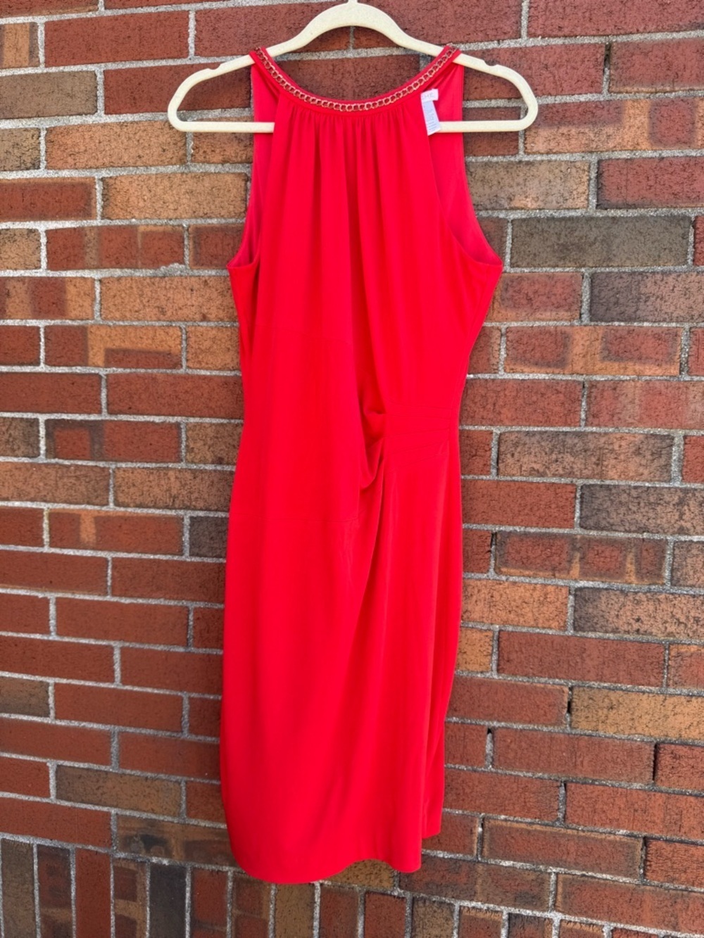Caché Red Cocktail Dress Size Small Gold Chain Neck Ruched Bodycon Midi